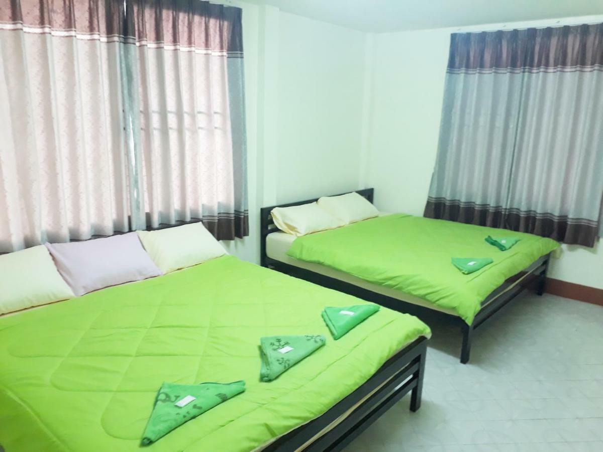 Mae Rampung Beach House คาราโอเกะและสระเด็ก Rayong Exteriör bild